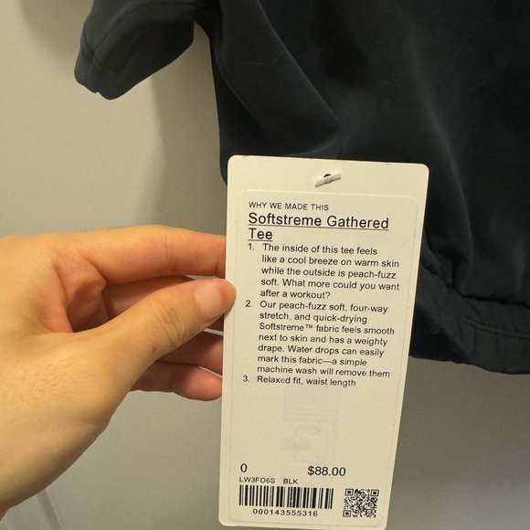 Lululemon crop top - Picture 3 of 3